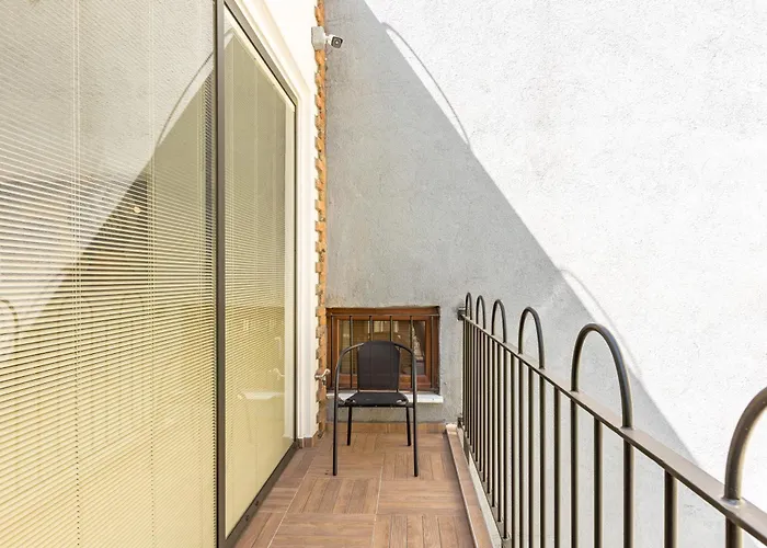Villa Pera Suite Hotel