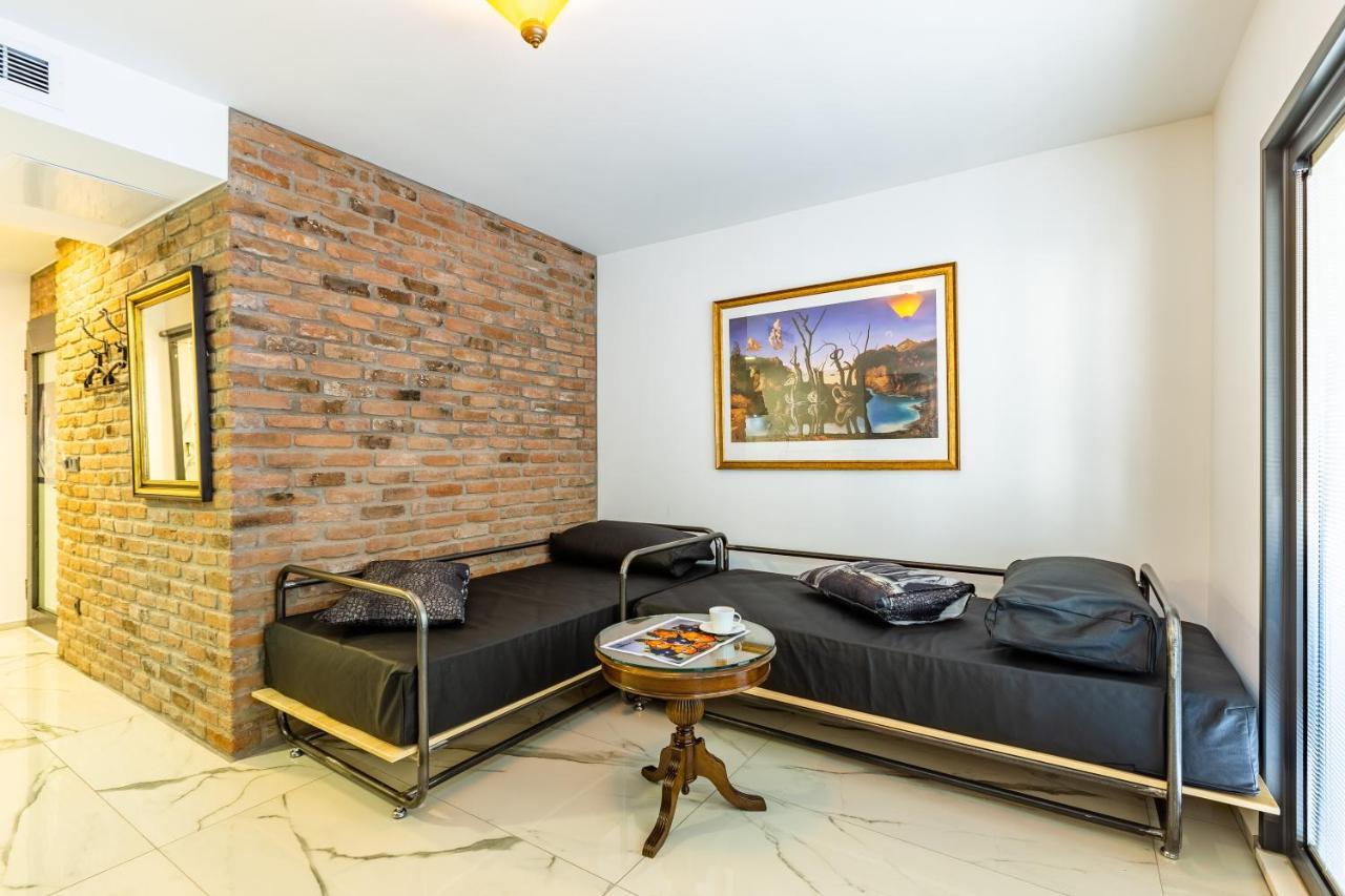 Pera Hotel 4*